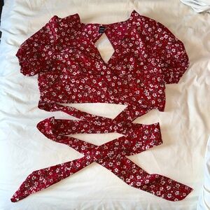 SHEIN Floral Crop Top